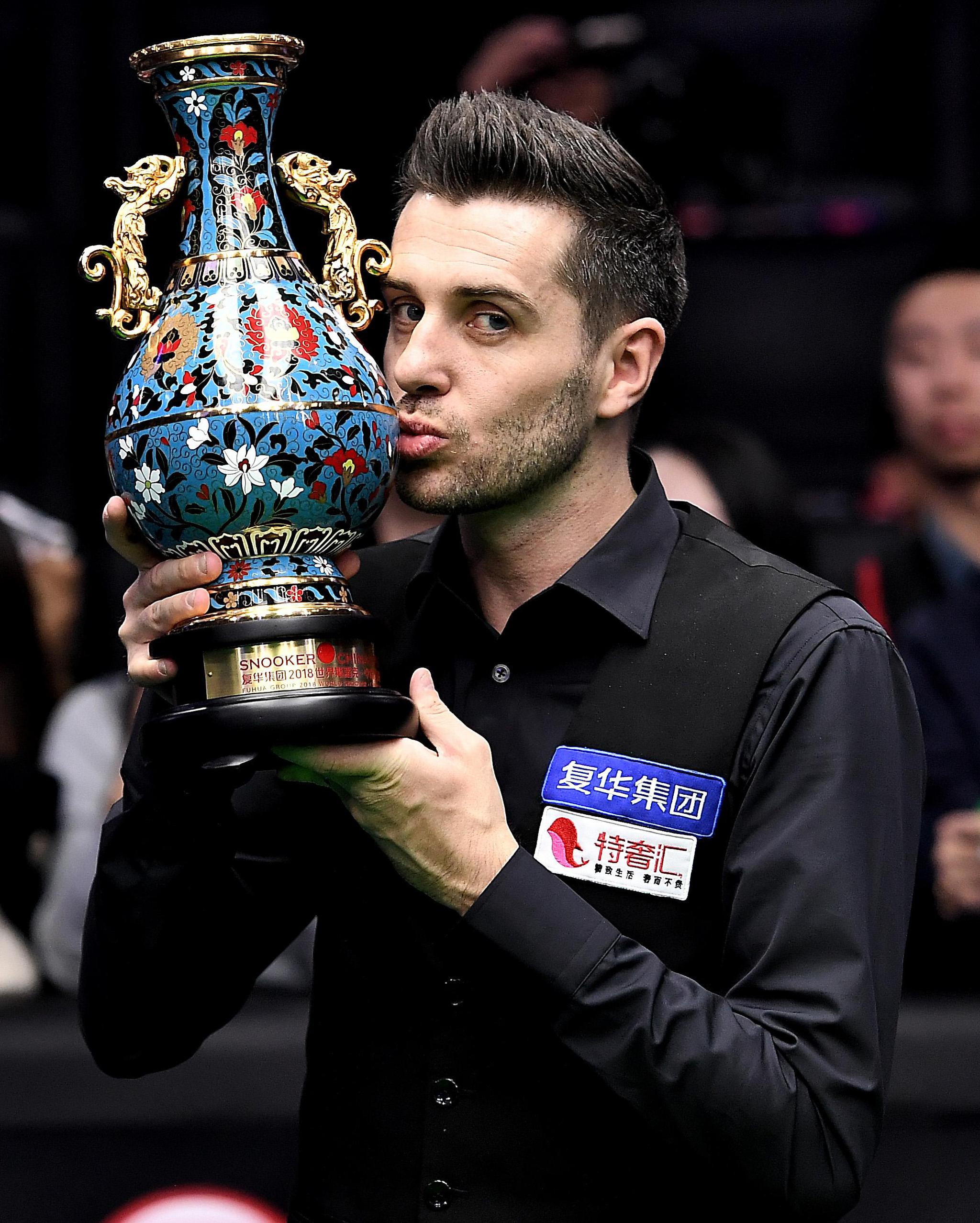 提到他们的 提到他们的