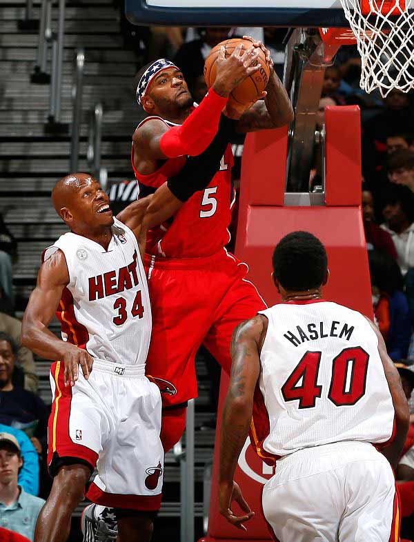 旧保持着高 旧保持着高