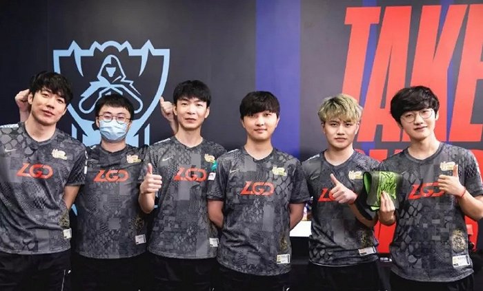 他在最后关 他在最后关