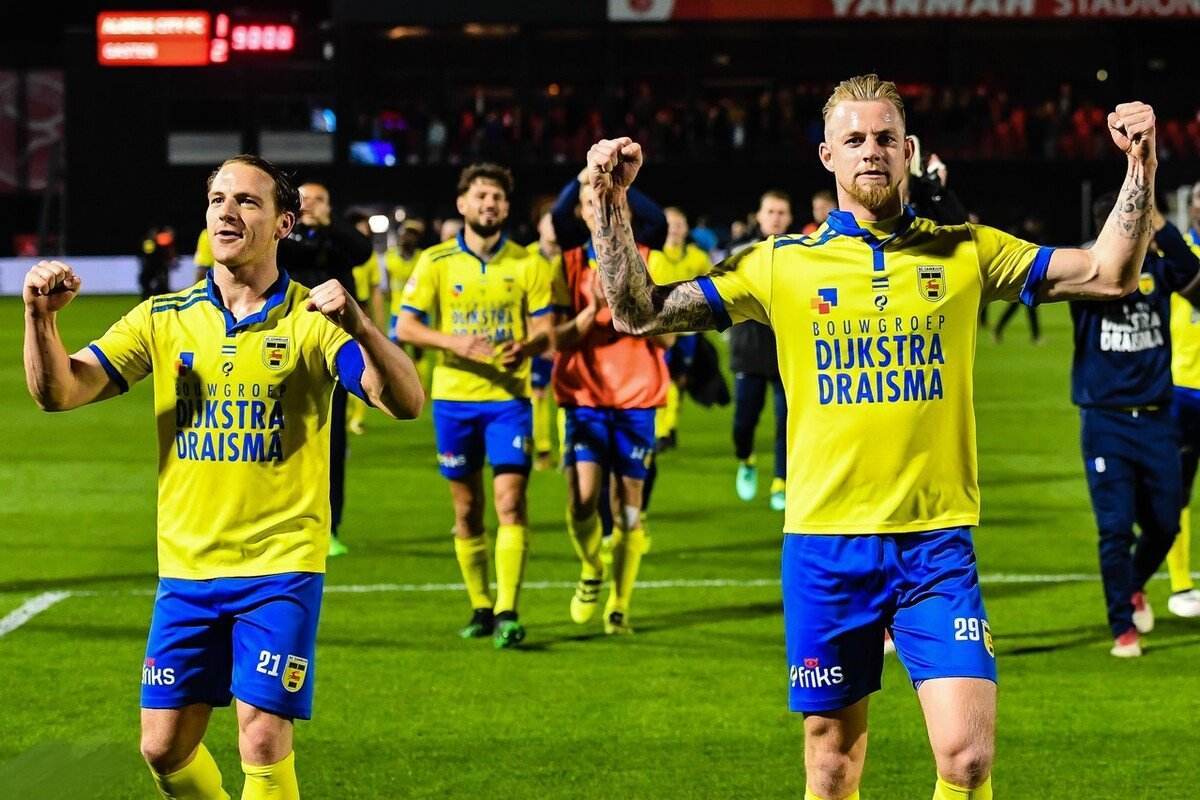 当保罗乔治 当保罗乔治